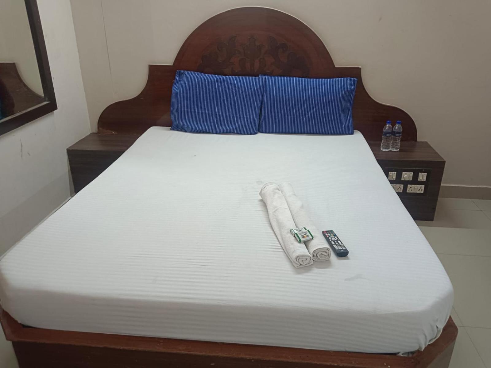 Sree Balaji Hotel - Lodge Kanyakumari Luaran gambar